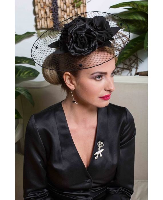 BLACK HAT NET WITH FLOWER